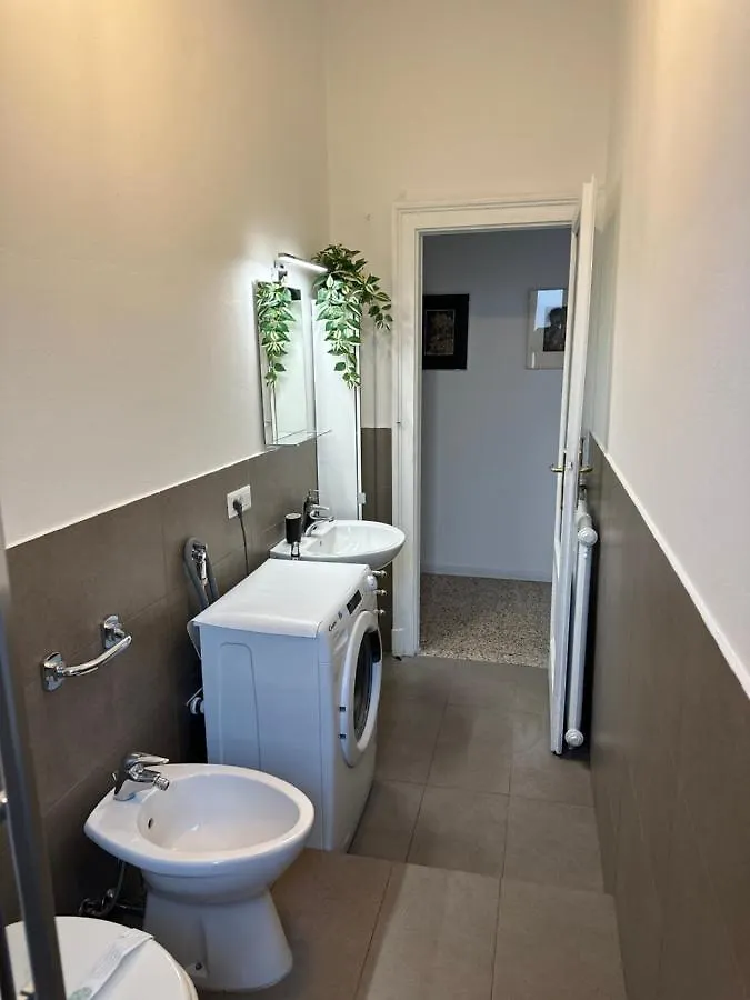 Xenia Apartments - Bright And Elegant Apartment Milan