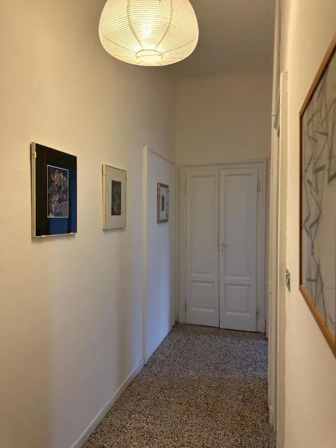Xenia Apartments - Bright And Elegant Apartment Milan