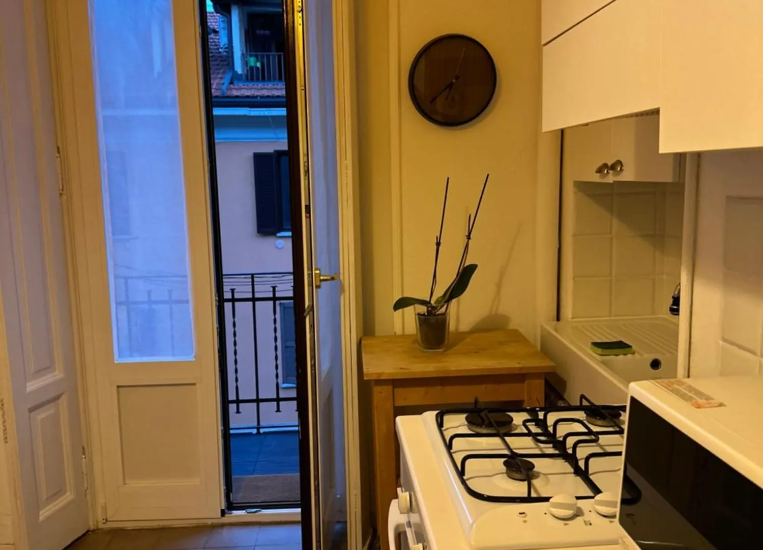 Xenia Apartments - Bright And Elegant Apartment Milan